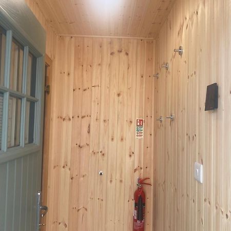 Апартаменты Roundstone Retreats Roundstone Harbour Lights Экстерьер фото
